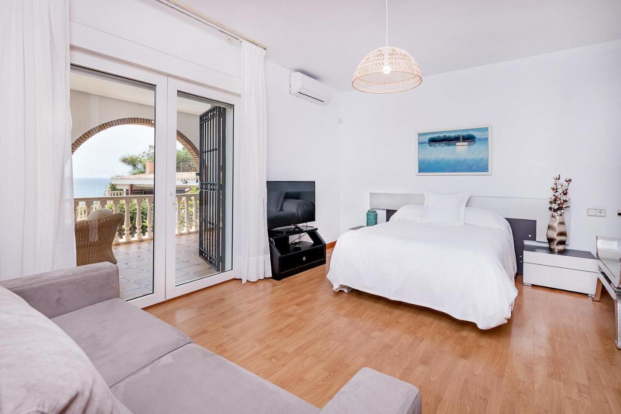 Bhost - Sunrise Benalmadena